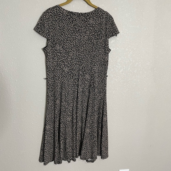 Eliza J Beige Black Polka Dot Squiggle Dress 14 Petite - Picture 5 of 7